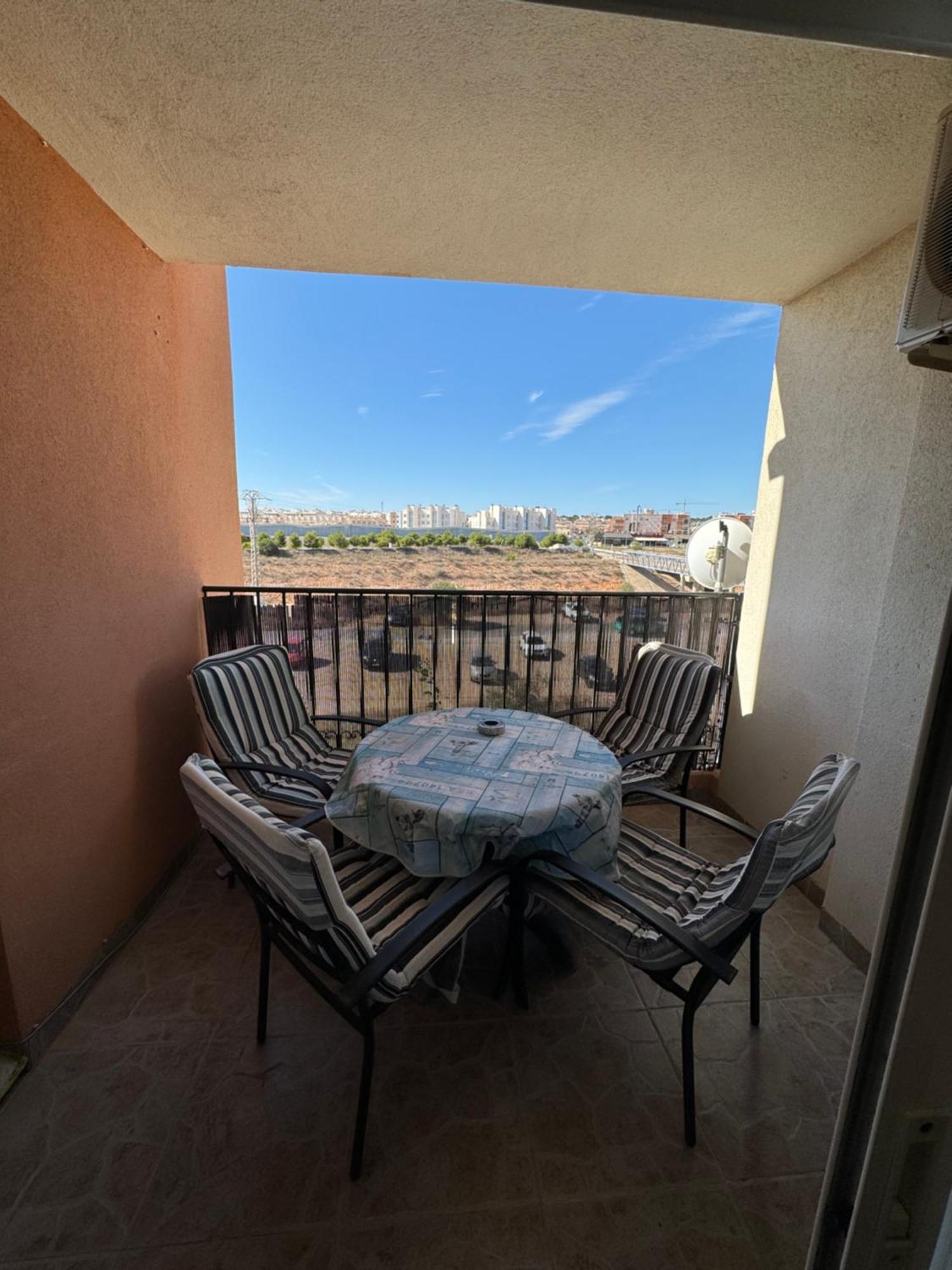 Lovely Apartment In Playa Flamenca Orihuela Exterior foto